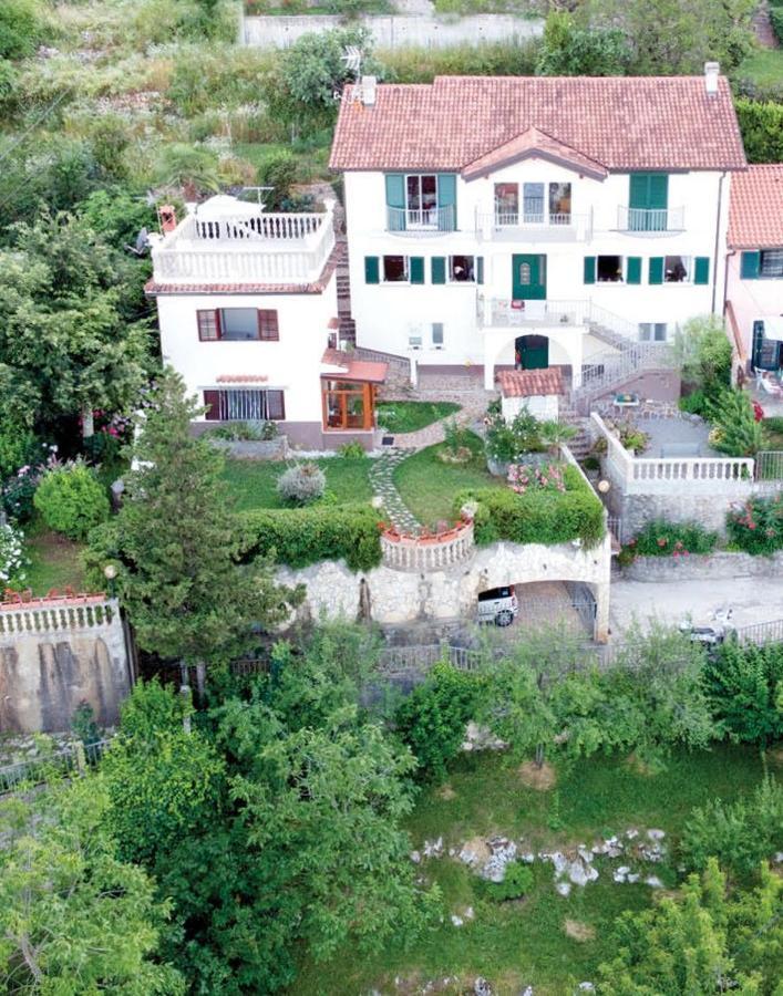 فيلا House H-Elios لوفغان المظهر الخارجي الصورة